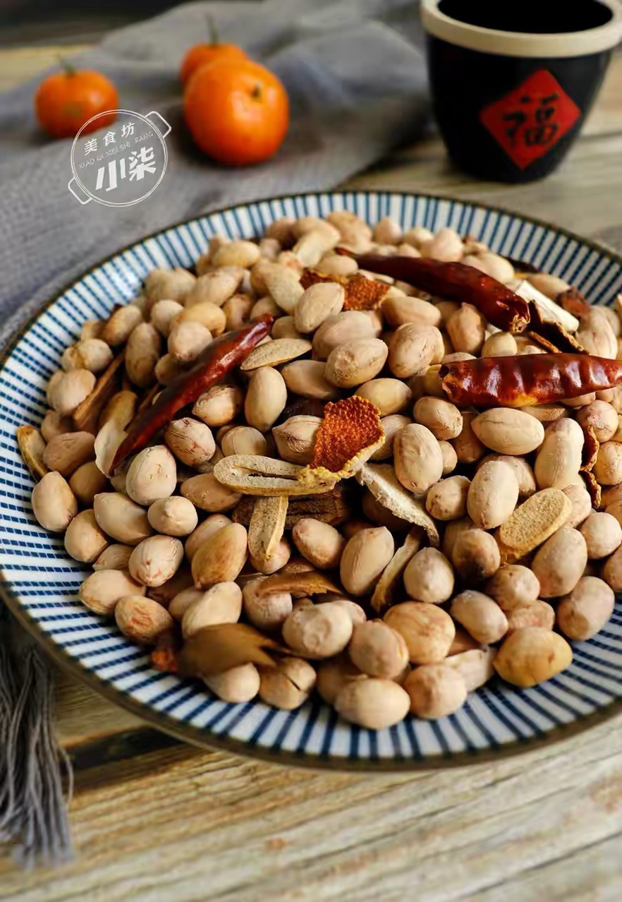 盐焗花生米